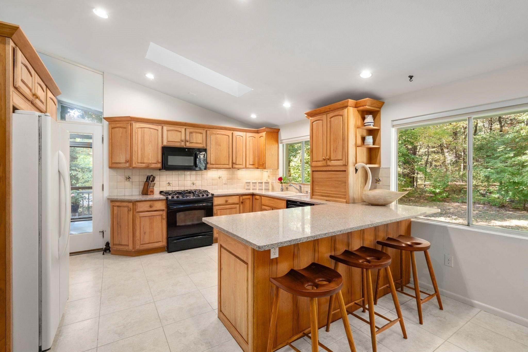 19 Holiday Road, Wayland, MA, 19 Holiday Road, Wayland, MA Photo #11