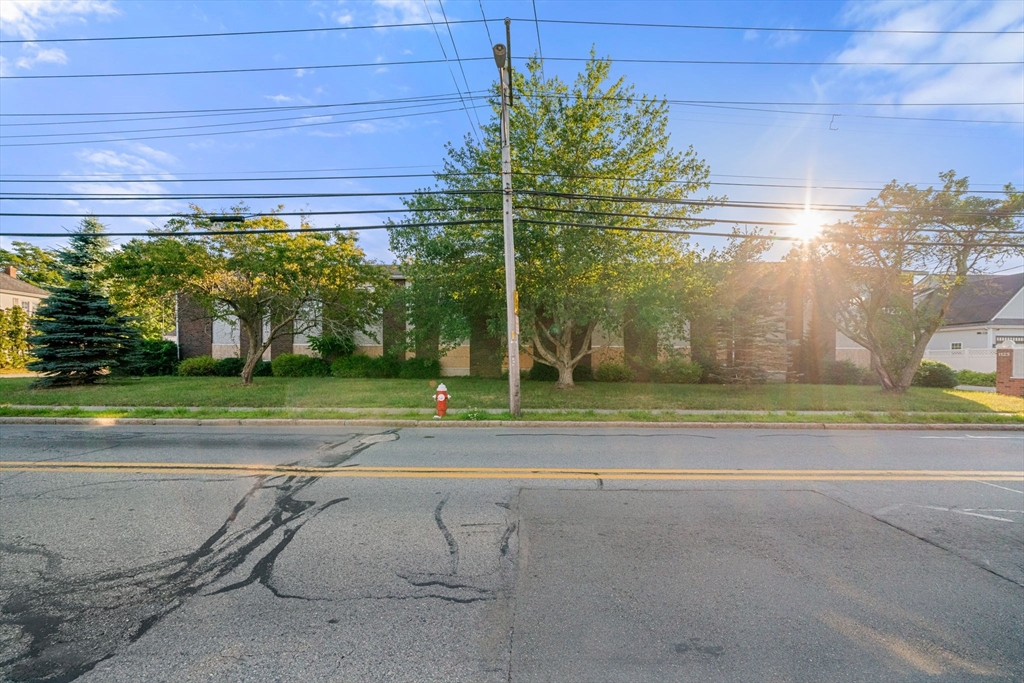 1123 Rockdale Ave