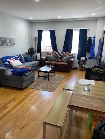 26 Maverick St #1, Boston, MA Photo #3