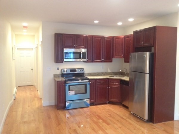 26 Maverick St #1, Boston, MA Photo #1