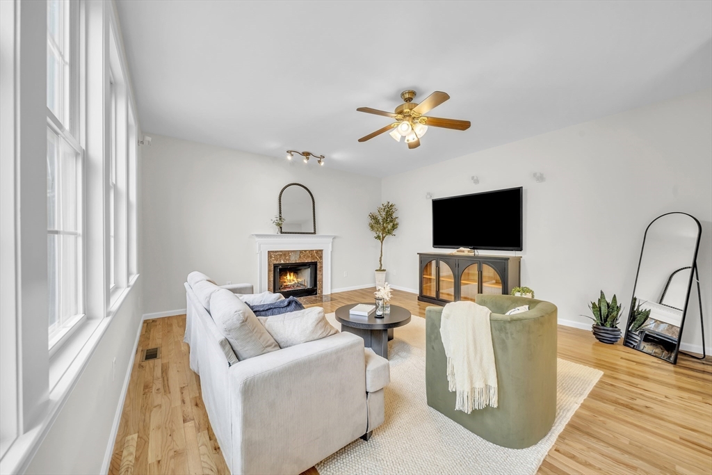 37 Aspen Ave