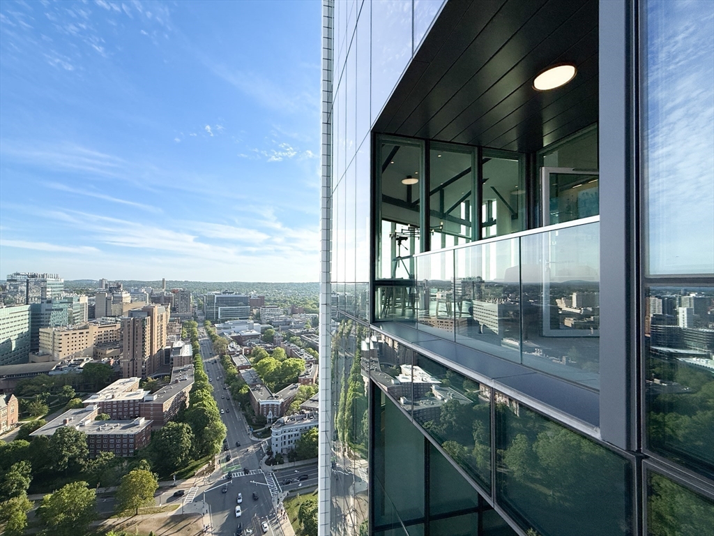 188 Brookline Ave PH29A