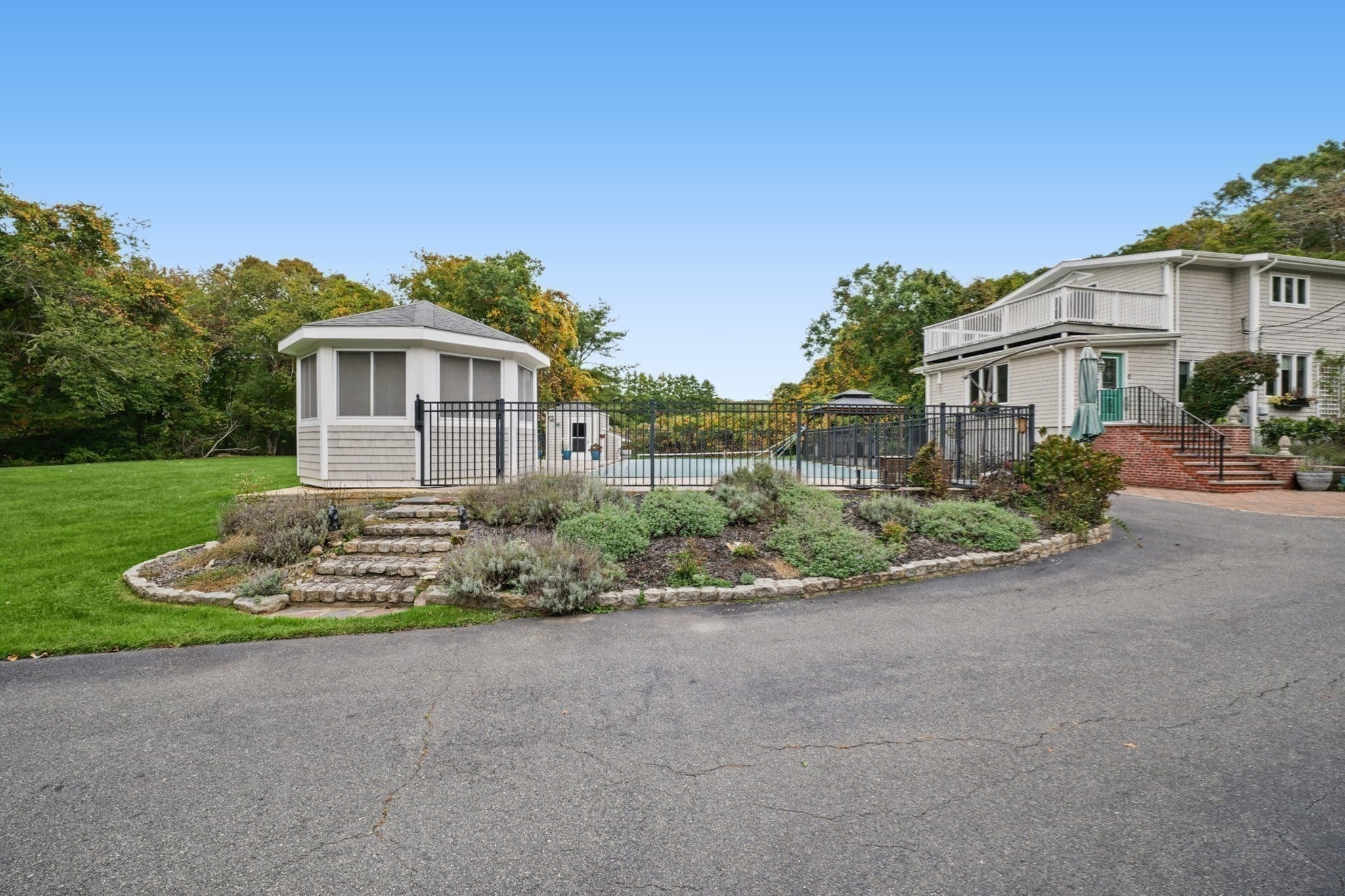 74 Little River Rd, Dartmouth, MA, 74 Little River Rd, Dartmouth, MA Photo #3