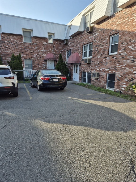33A Jackson Street 203