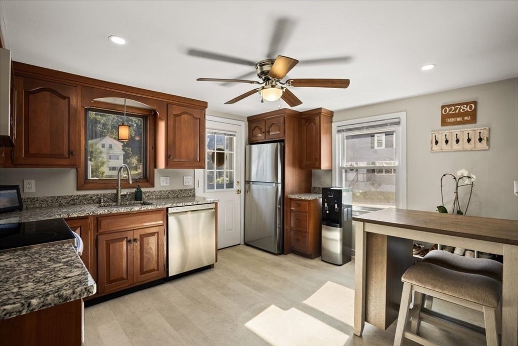 12 Billings Street, Taunton, MA, 12 Billings Street, Taunton, MA Photo #6