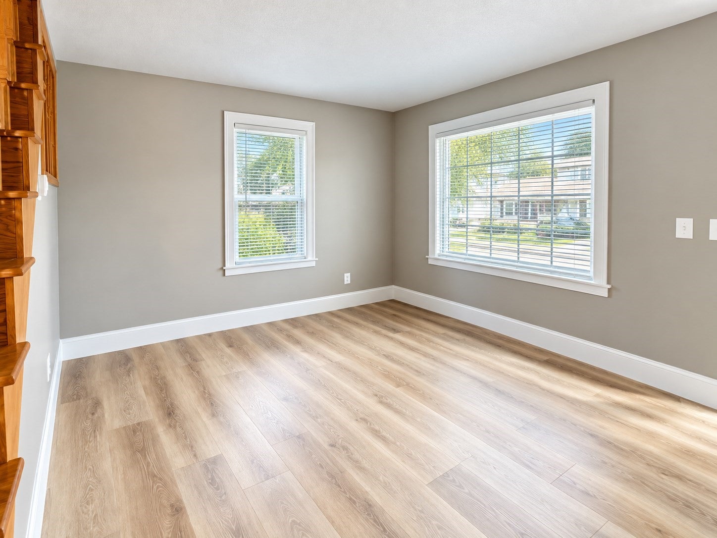 17 Royal St, Agawam, MA Photo #3