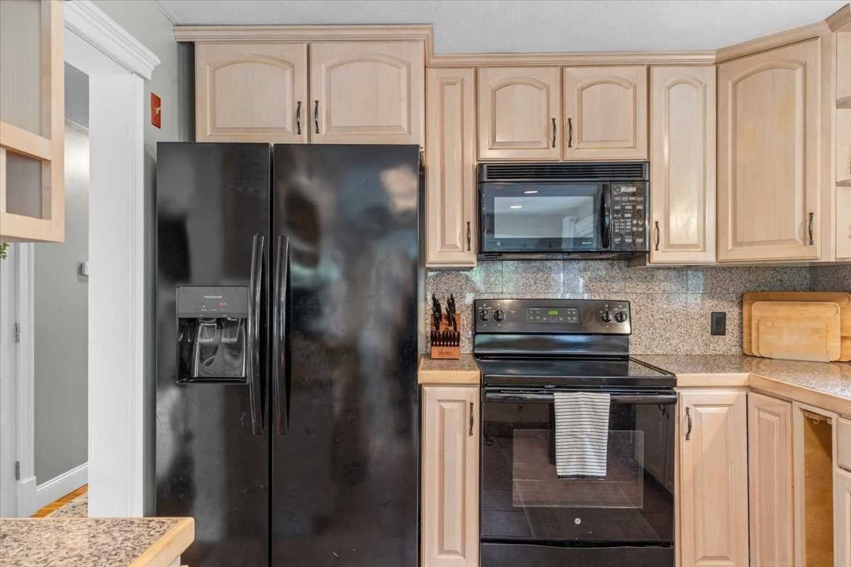 120 Ivy Lane, Northbridge, MA, 120 Ivy Lane, Northbridge, MA Photo #17