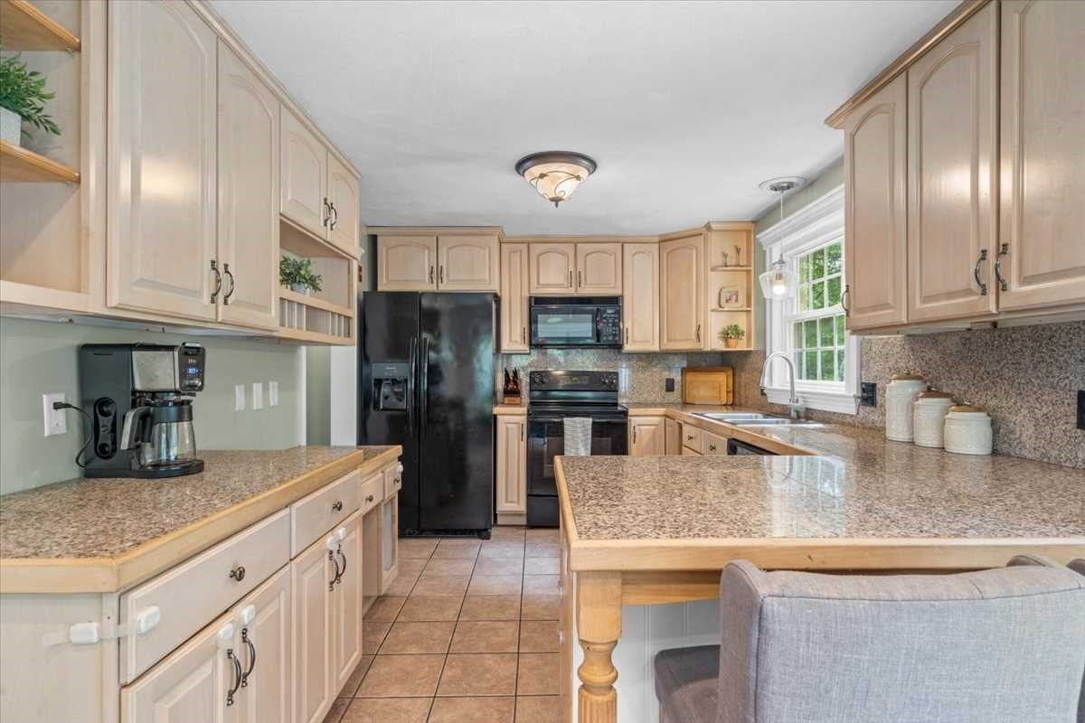120 Ivy Lane, Northbridge, MA, 120 Ivy Lane, Northbridge, MA Photo #14