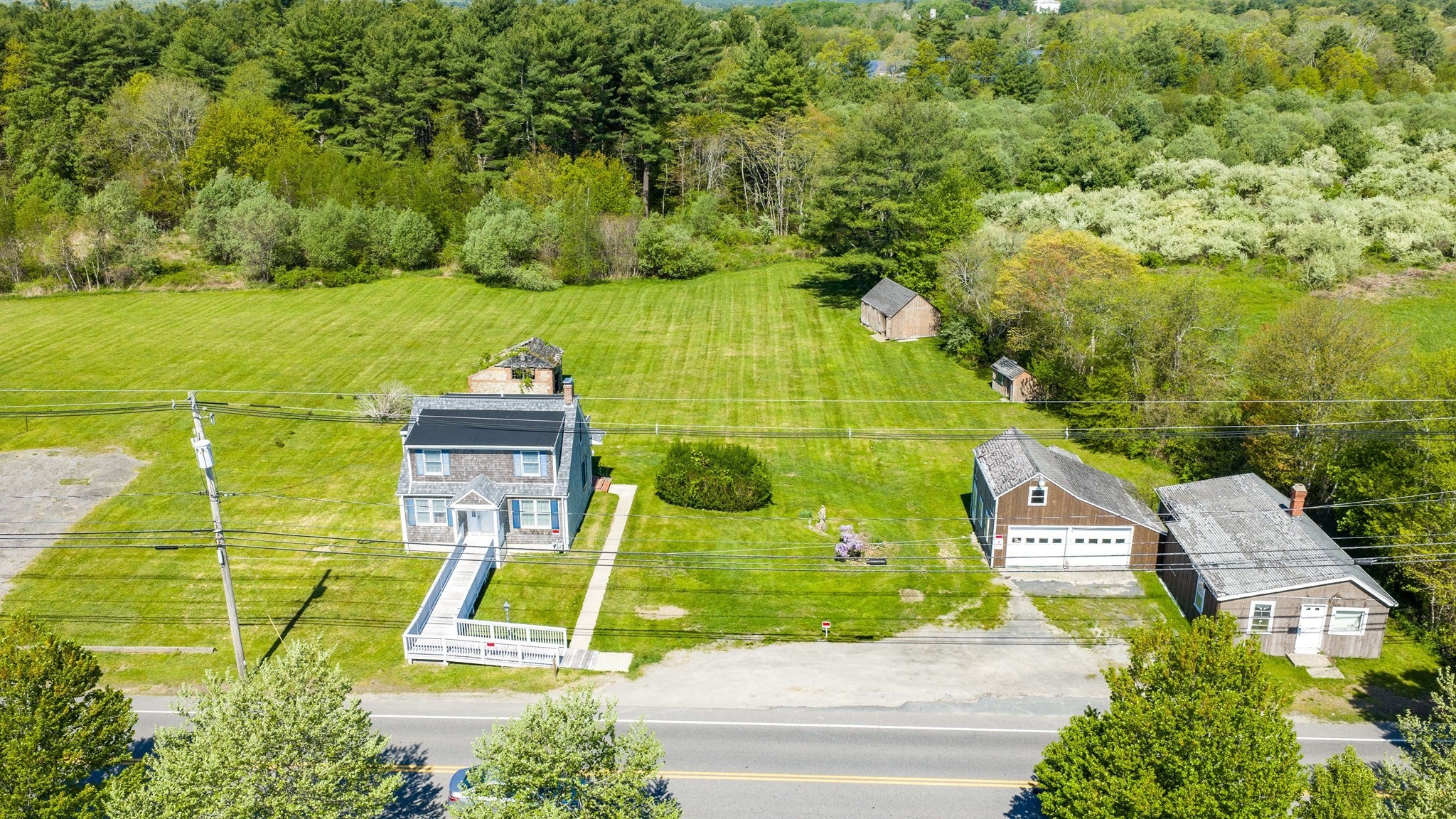 576 Faunce Corner Rd