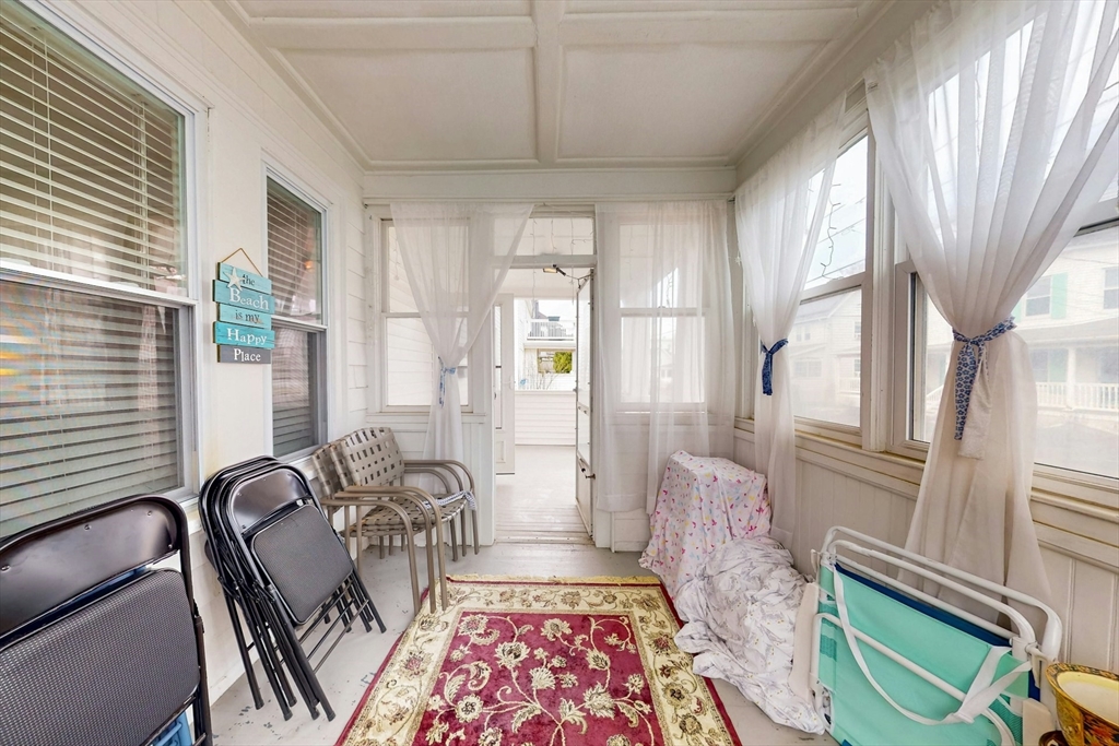 47 Dolphin Ave 1