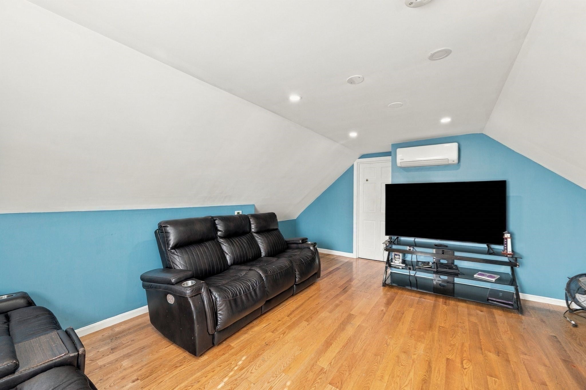 104 Waterhill St, Lynn, MA Photo #11