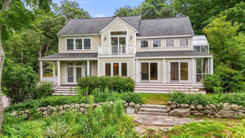 52 Willow St