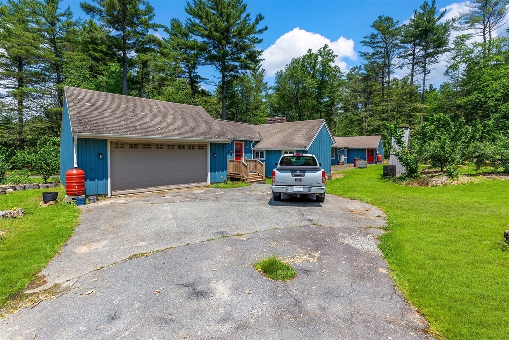 6 Turtleback Rd