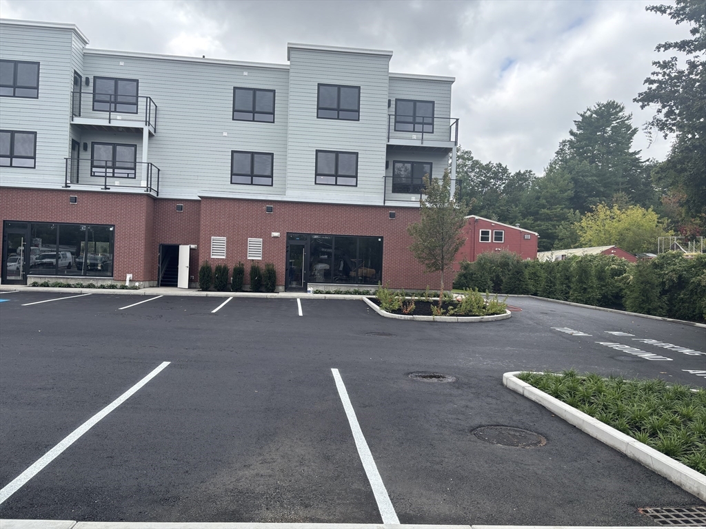 1391 Main Street 208