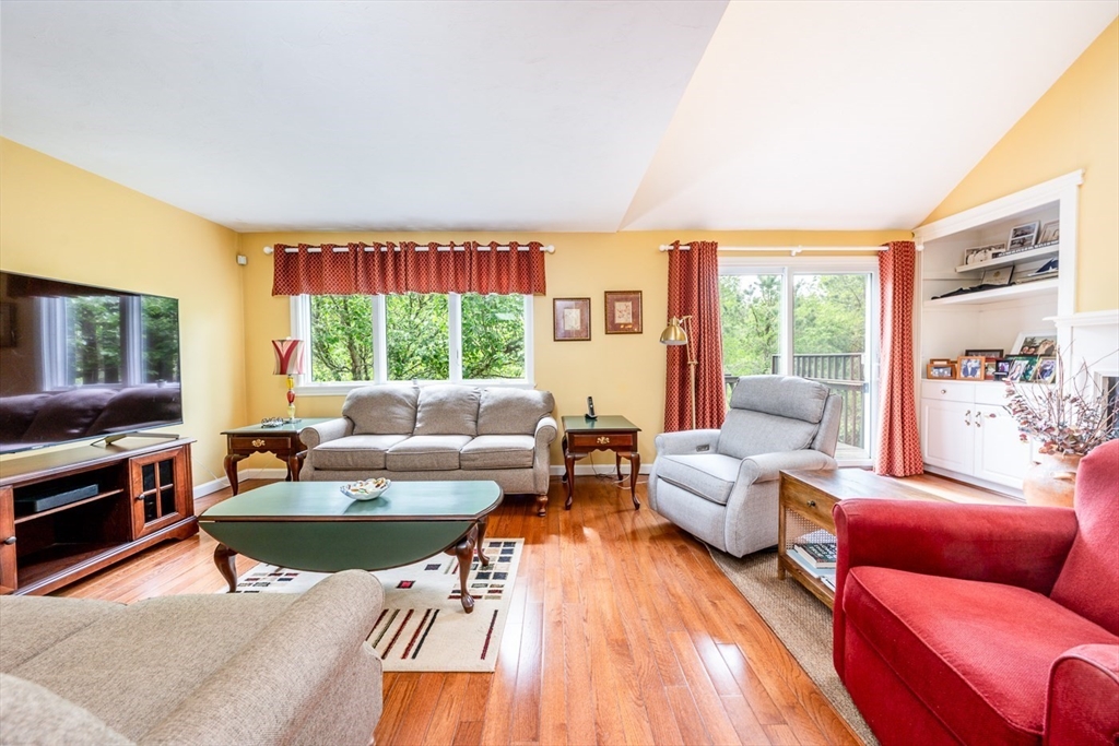 151 Leisure Green Dr N 750