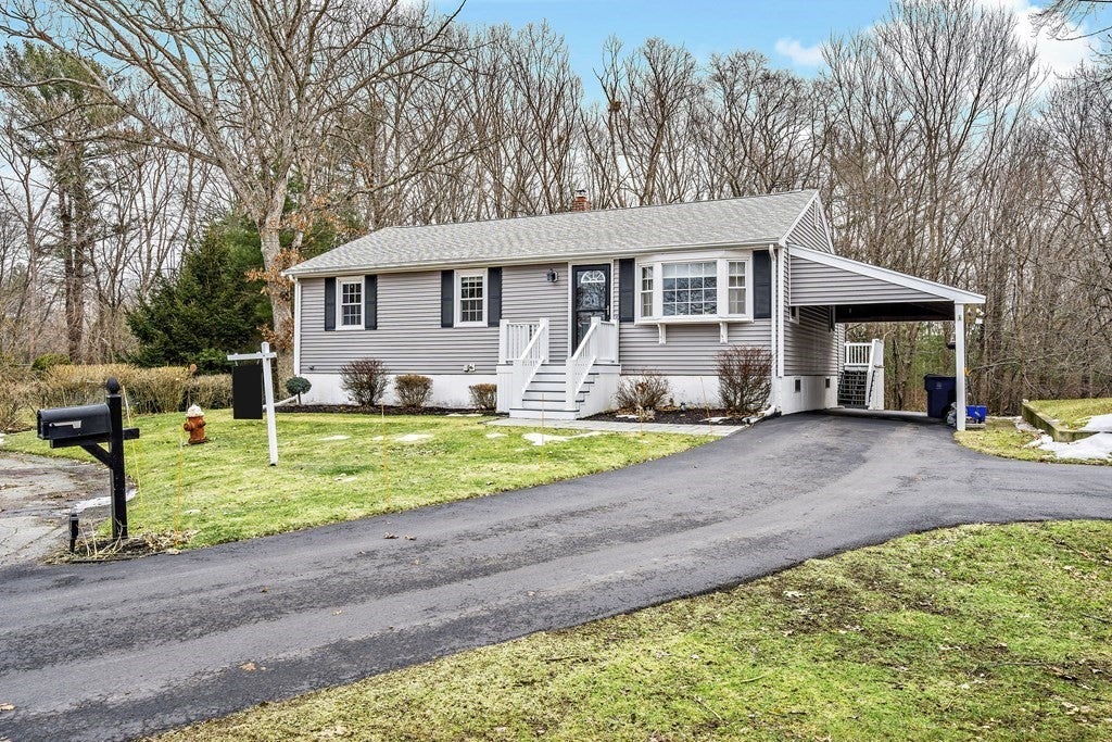 34 Ron Cir, Taunton, MA, 34 Ron Cir, Taunton, MA Photo #1
