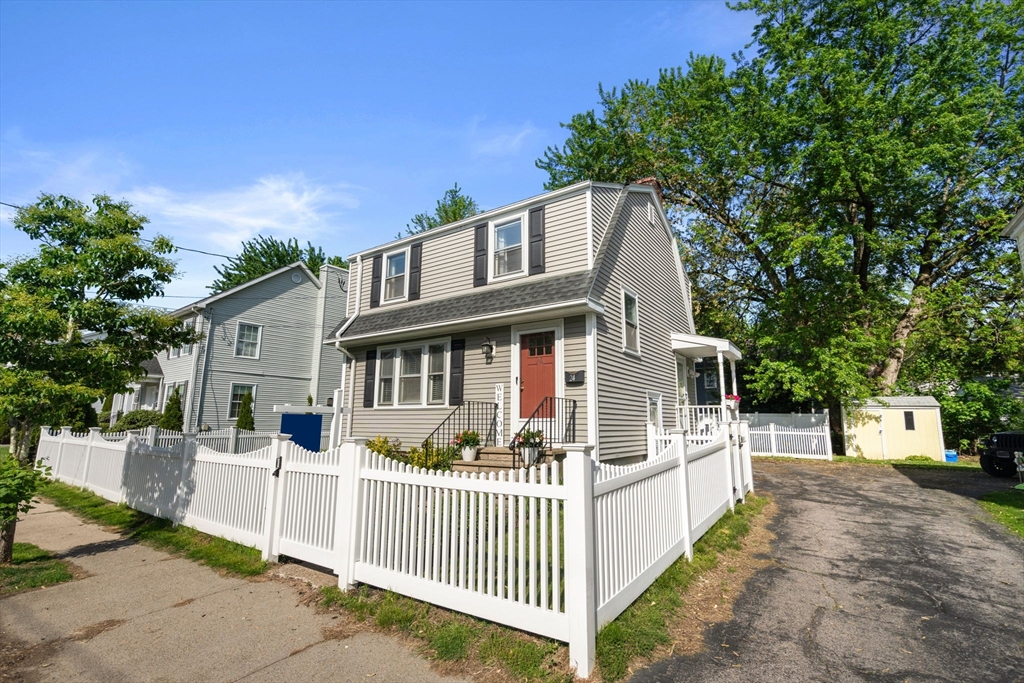 24 Keystone St