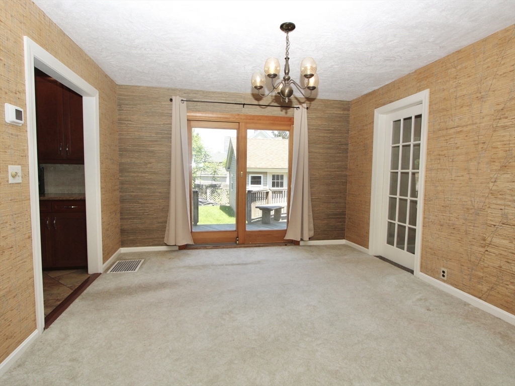 25 Rollinson Rd