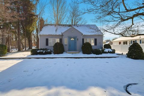 Photo of 355 New Ludlow Rd, Chicopee, MA 01020 (MLS # 73464524)