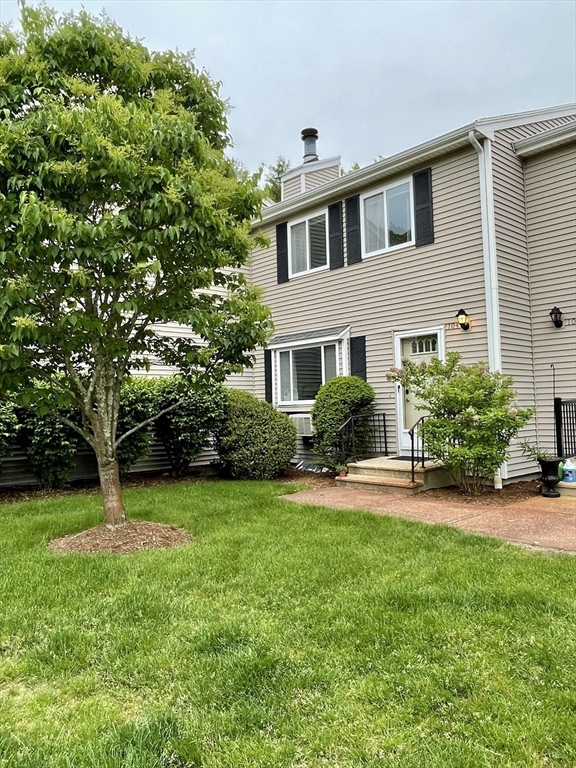 4 Erick Rd 104
