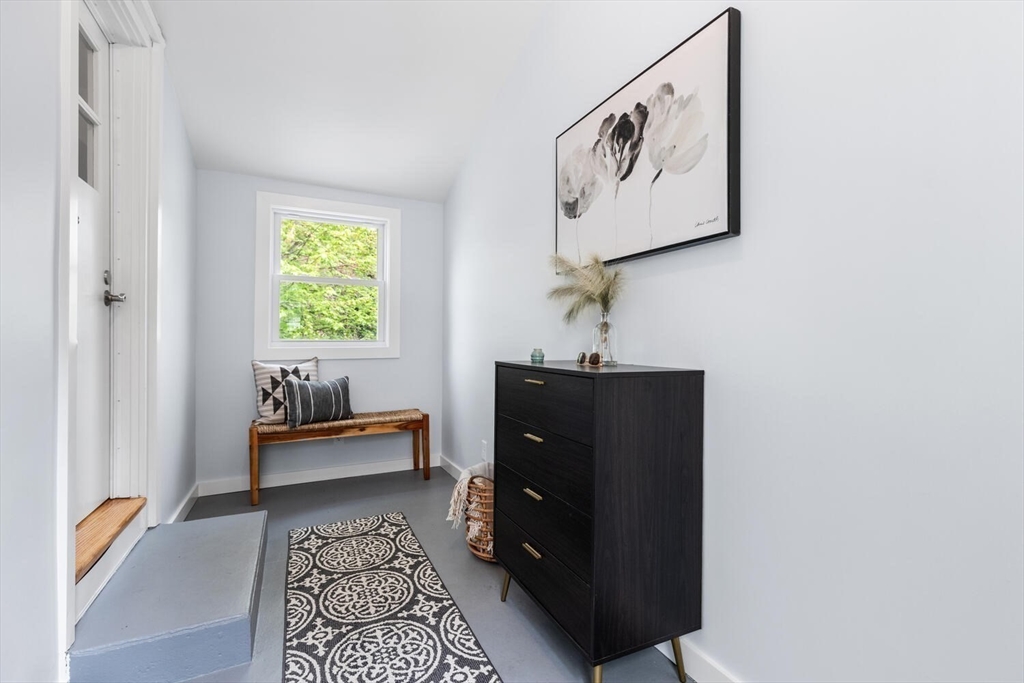 261 Parkland Ave