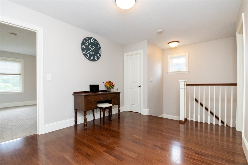 Franklin, Massachusetts 02038, United States, 2 Bedrooms Bedrooms, ,3 BathroomsBathrooms,Residential,Active,159217