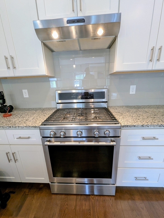 Franklin, Massachusetts 02038, United States, 2 Bedrooms Bedrooms, ,3 BathroomsBathrooms,Residential,Active,159217