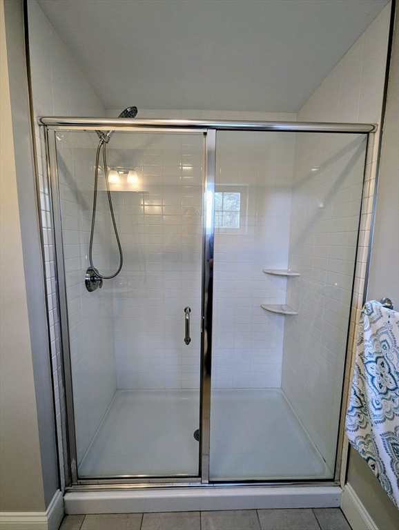 Franklin, Massachusetts 02038, United States, 2 Bedrooms Bedrooms, ,3 BathroomsBathrooms,Residential,Active,159217