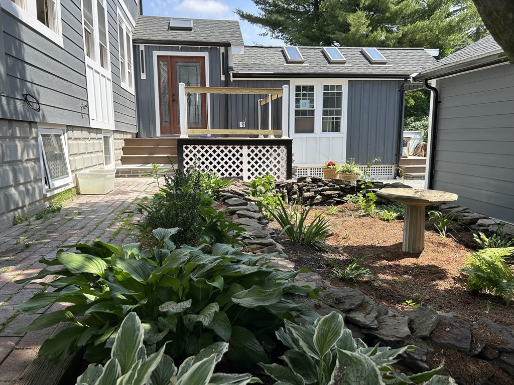 7 Brandon St