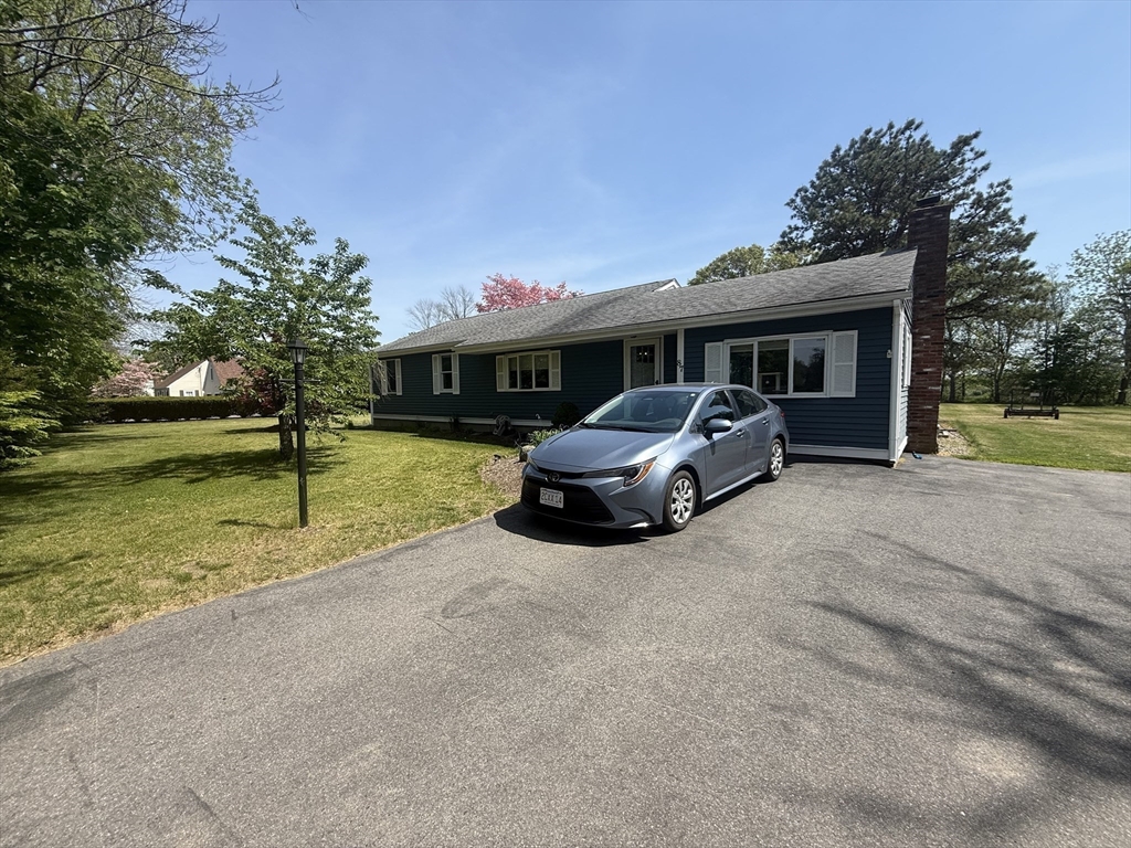 Photo 1 of 39 — 87 Union St, West Bridgewater, MA 02379
