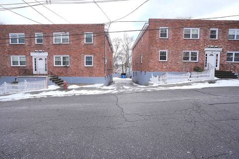 Photo of 18 Waugh St #10, Lowell, MA 01850 (MLS # 73465860)