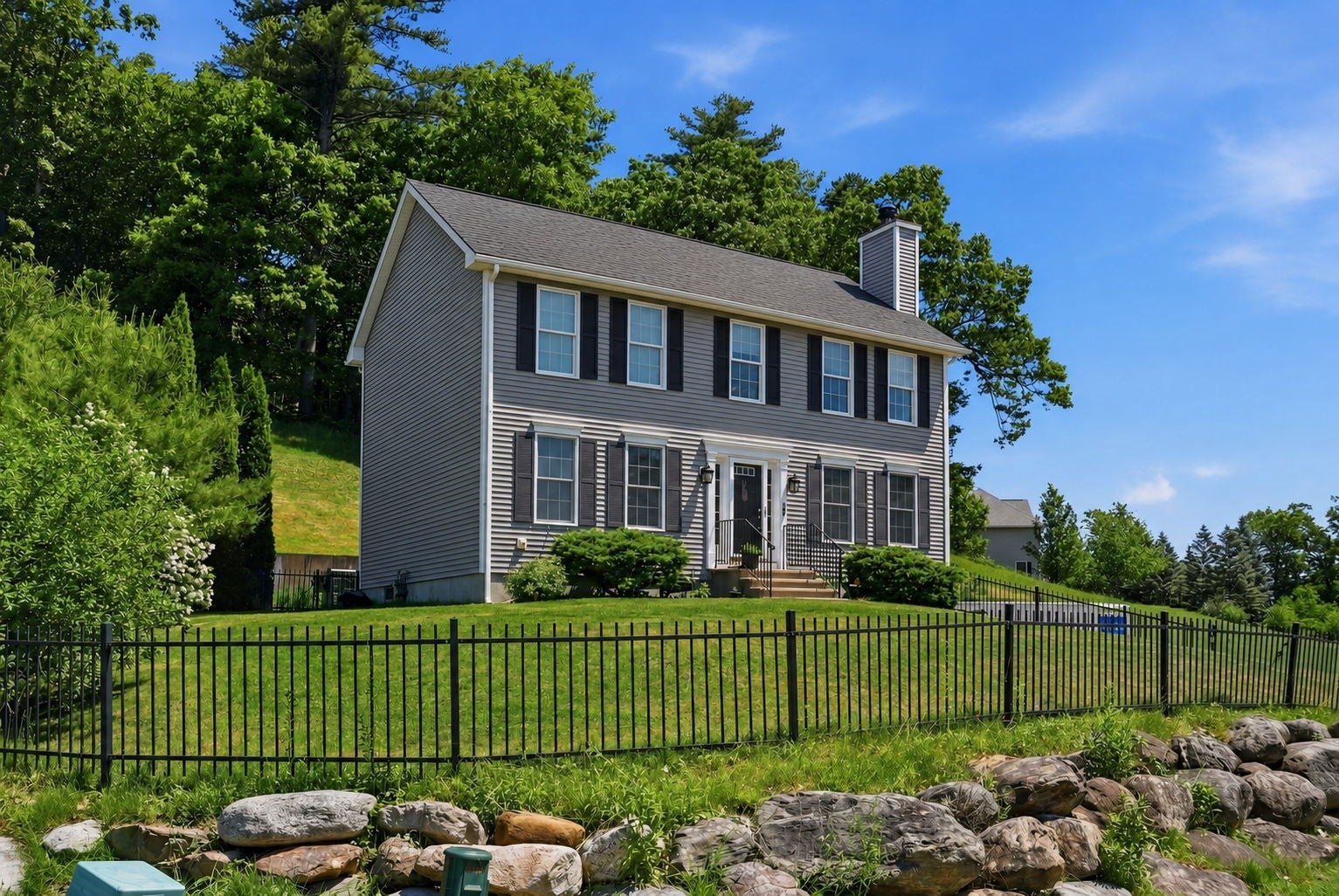 67 Hidden RD, Dracut, MA Photo #1