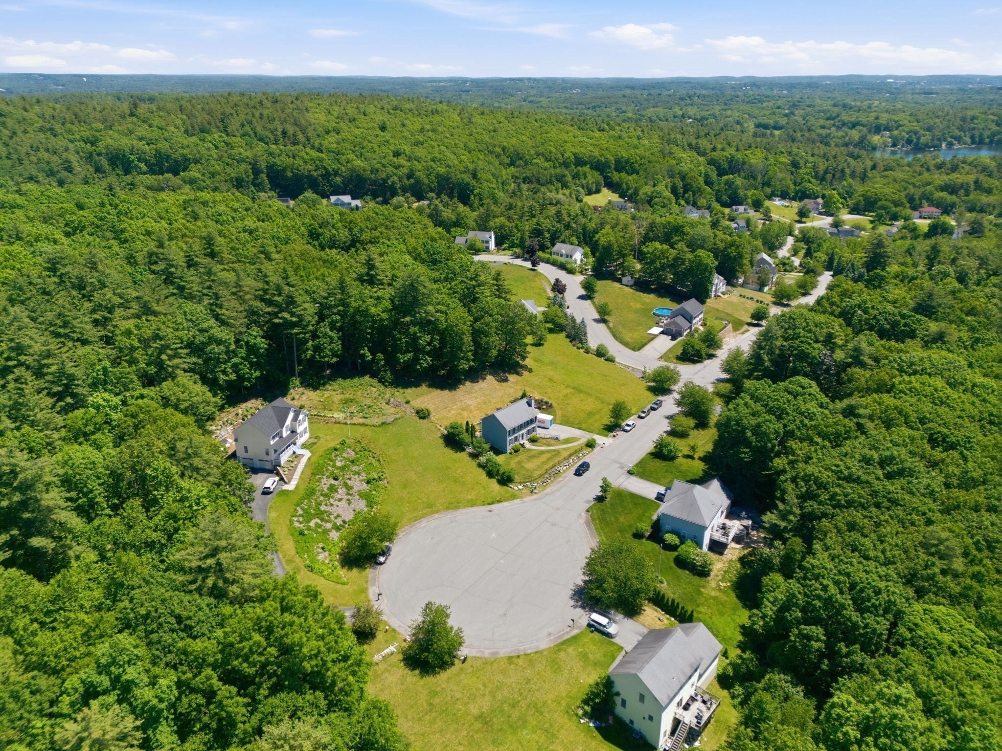 67 Hidden RD, Dracut, MA Photo #31