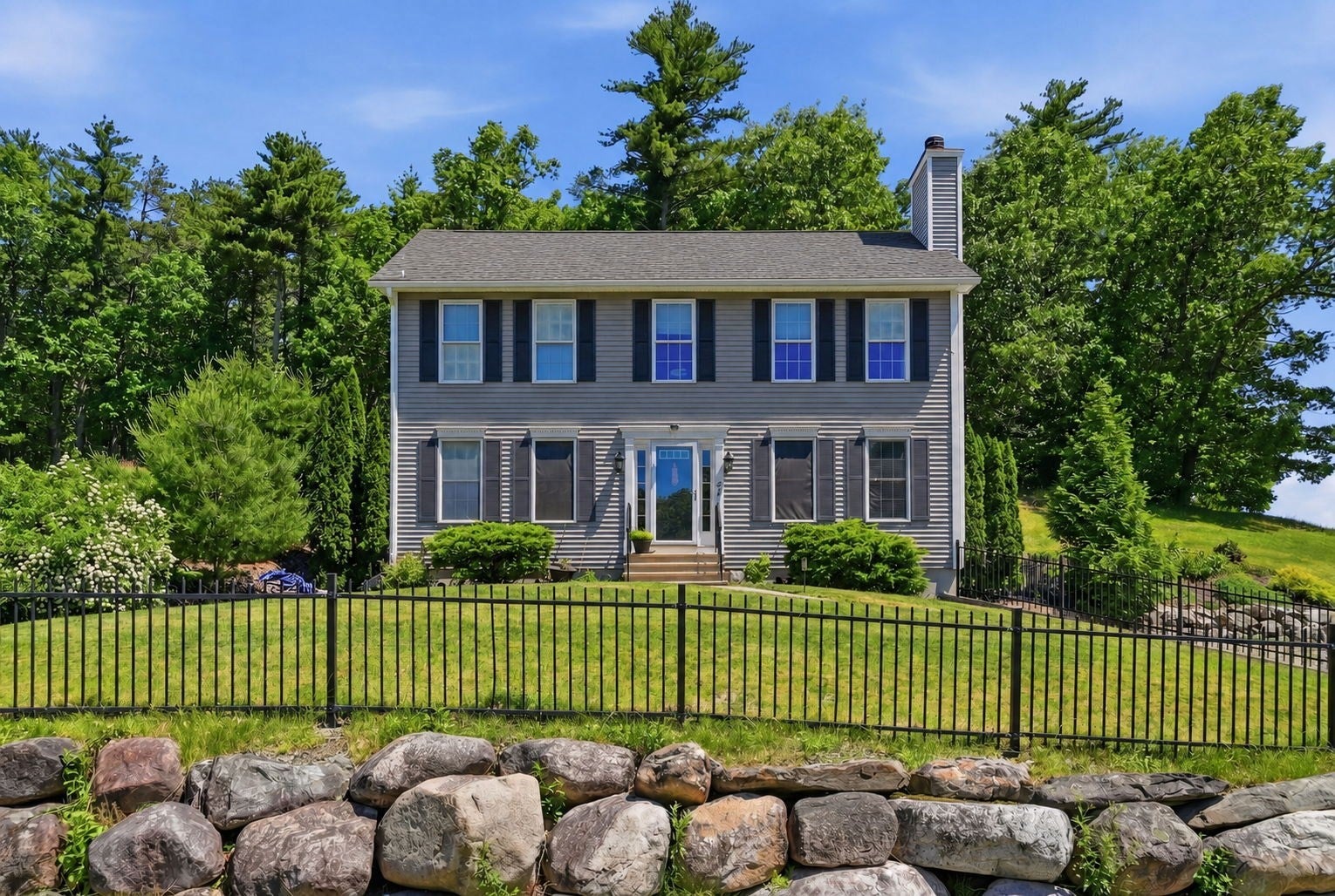 67 Hidden RD, Dracut, MA Photo #2