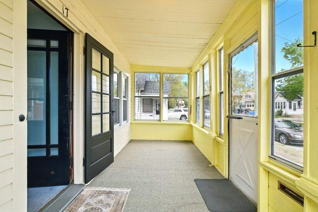 17-19 Tacoma Street