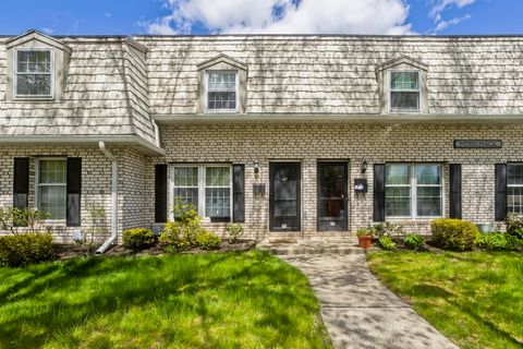 Photo of 70 Corey Colonial #70, Agawam, MA 01001 (MLS # 73510288)