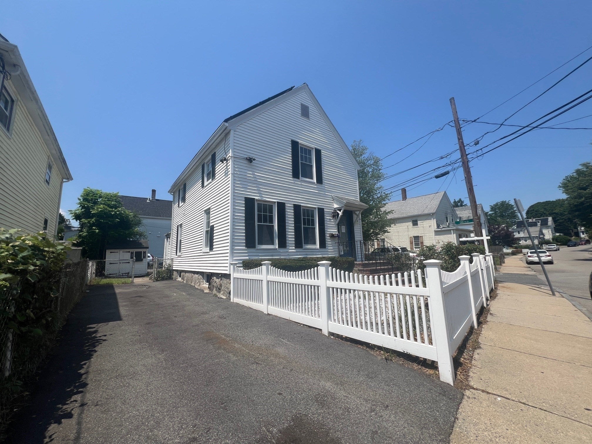 59 Business St, Boston MA 02136