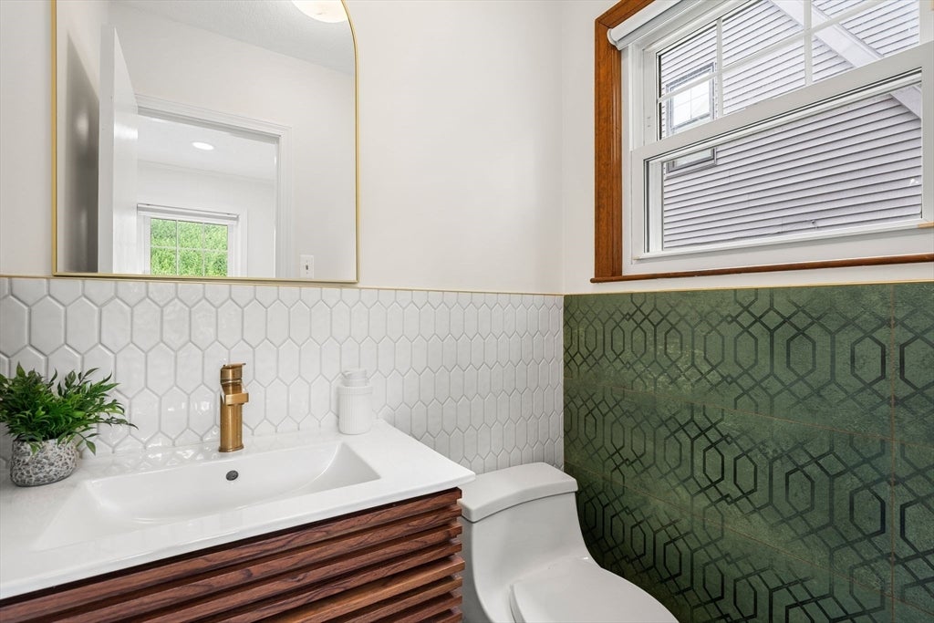 567 Winthrop St, Medford, MA, 567 Winthrop St, Medford, MA Photo #22