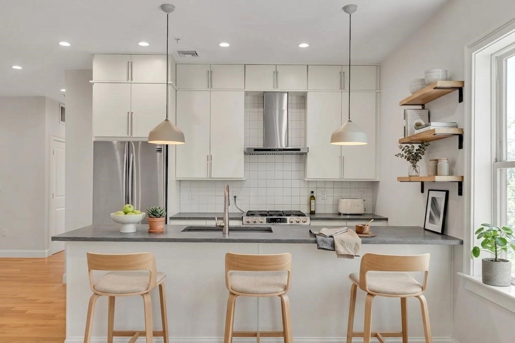 189 Trenton Street 4