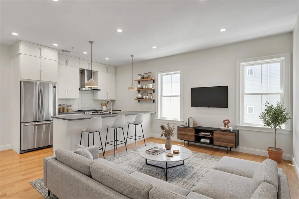 189 Trenton Street 4