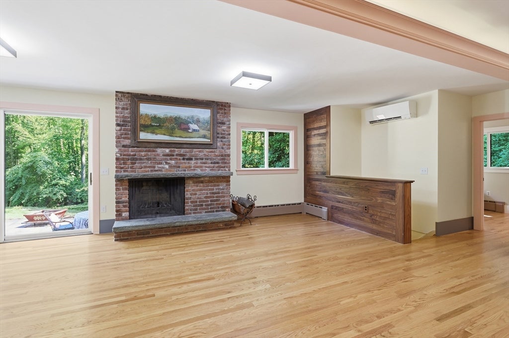 131 Warren Ave, Harvard, MA Photo #6