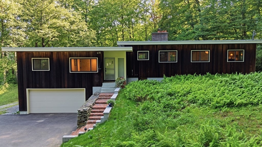 131 Warren Ave, Harvard, MA Photo #1