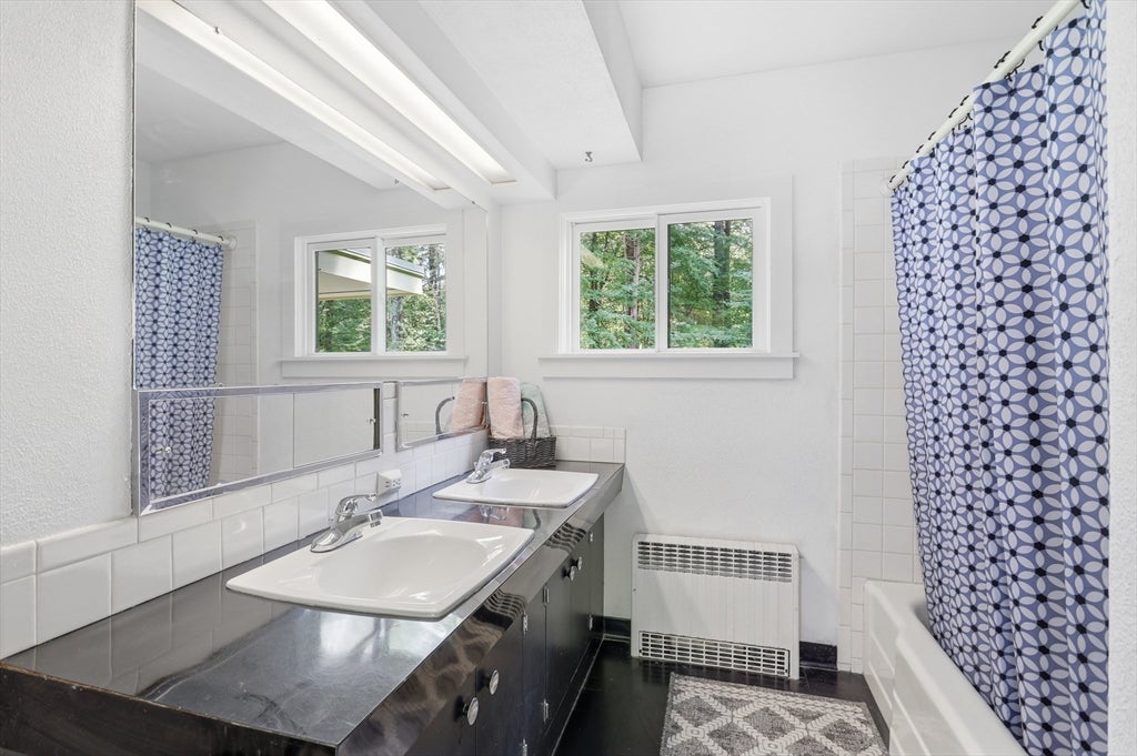 131 Warren Ave, Harvard, MA Photo #18