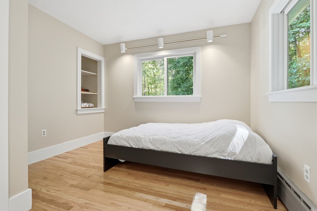 131 Warren Ave, Harvard, MA Photo #15