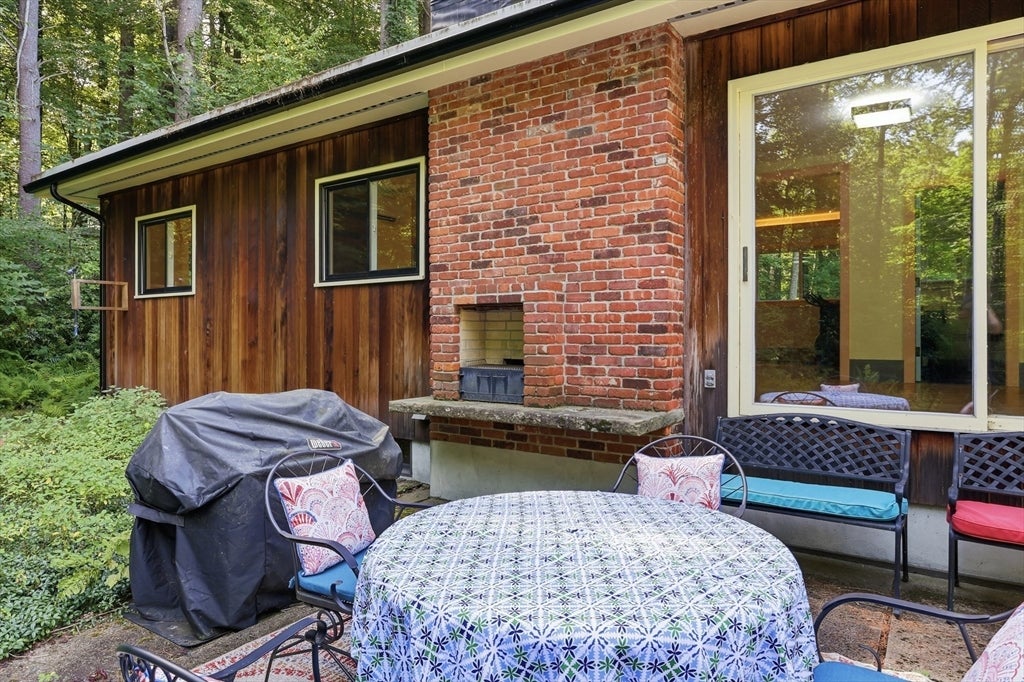 131 Warren Ave, Harvard, MA Photo #35