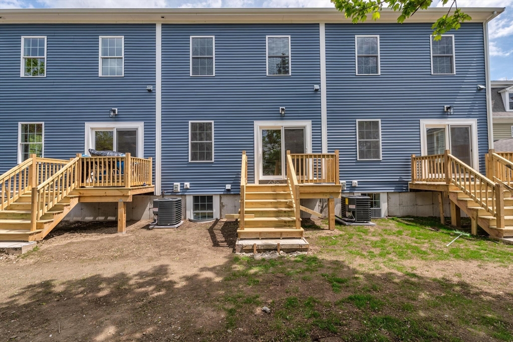 364 High St, Fall River, MA Photo #35