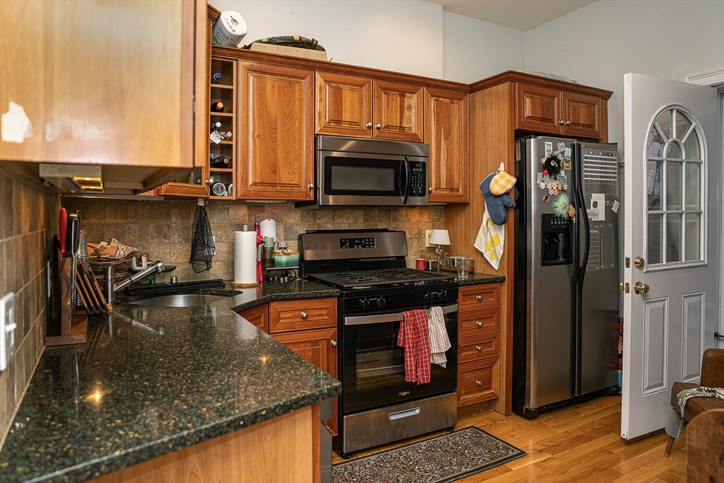 68-70 Moseley Street