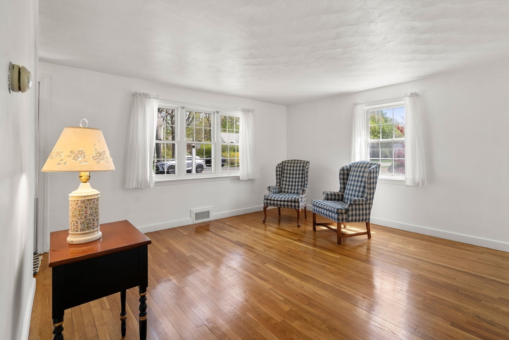 62 Felch Rd