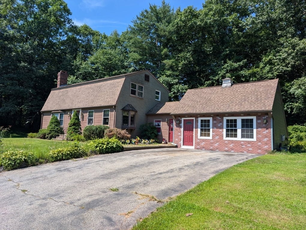 Photo: 100 Wildwood RD, East Brookfield, MA