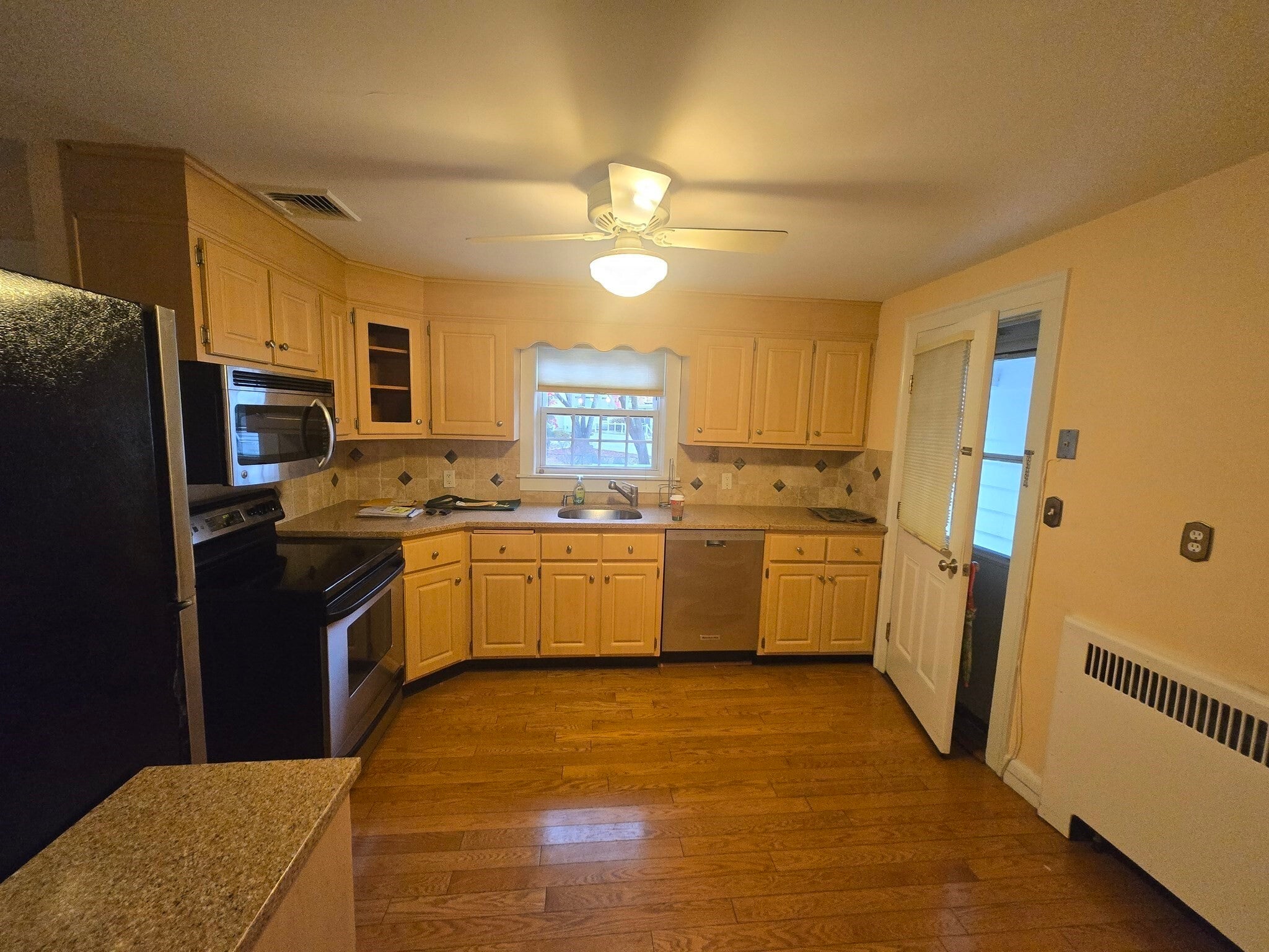 40 Fairway Dr, Newton, MA, 40 Fairway Dr, Newton, MA Photo #8
